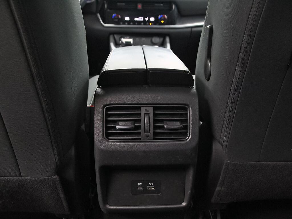 Nissan X-Trail 5pl 1.5 e-4ORCE 158kW 4x4 A/T N-Connecta 32