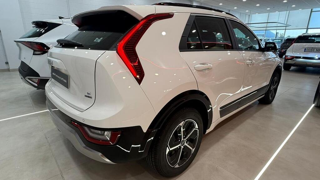 Kia Niro 1.6 GDi PHEV 126kW (171CV) Drive 7
