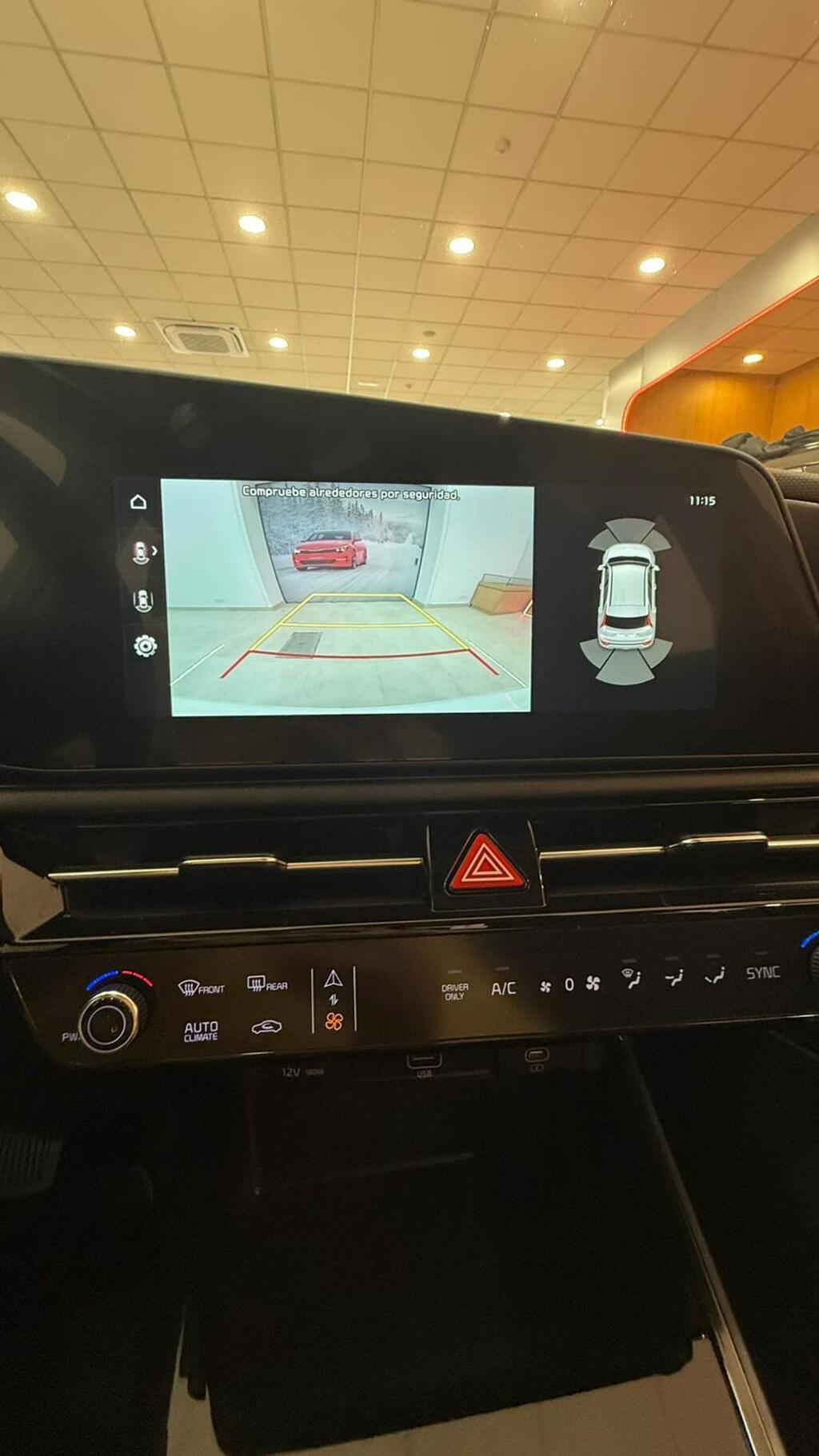 Kia Niro 1.6 GDi PHEV 126kW (171CV) Drive 16