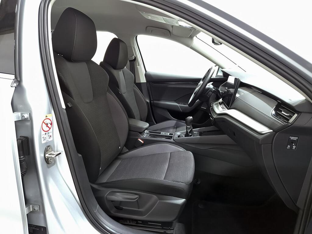 Skoda Octavia Combi 2.0 TDI 85kW (115CV) Design 5