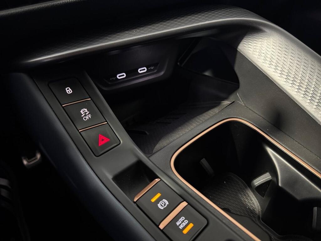 Cupra Terramar 1.5 TSI e-Hybrid 150kW (204 CV) DSG 14