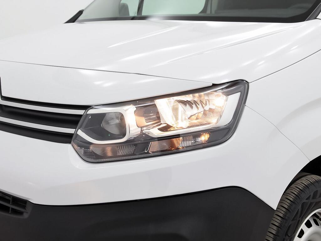 Citroën Berlingo VAN 1.5 BLUEHDI 100 TALLA M 4P 31