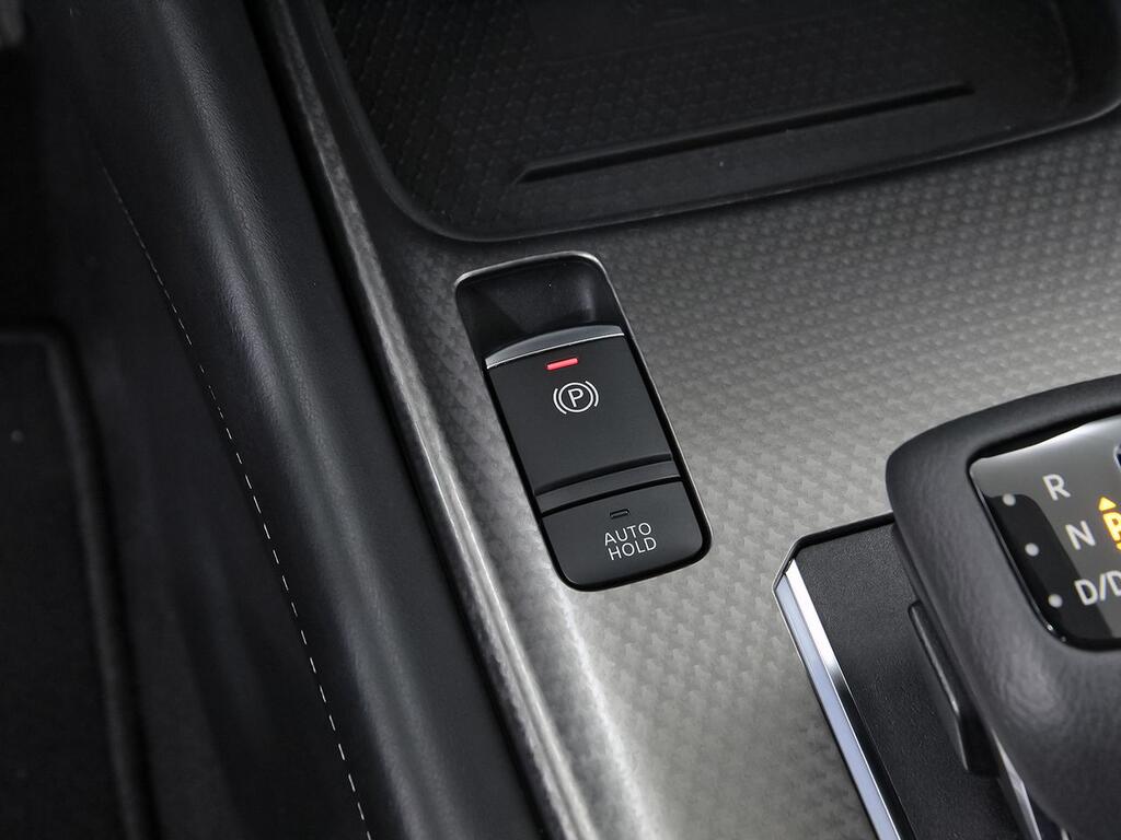 Nissan Qashqai DIG-T 116kW CVT N-Connecta 31