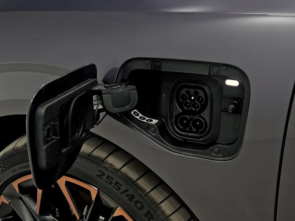 Cupra Terramar 1.5 TSI e-Hybrid 200kW (272 CV) VZ DSG 41