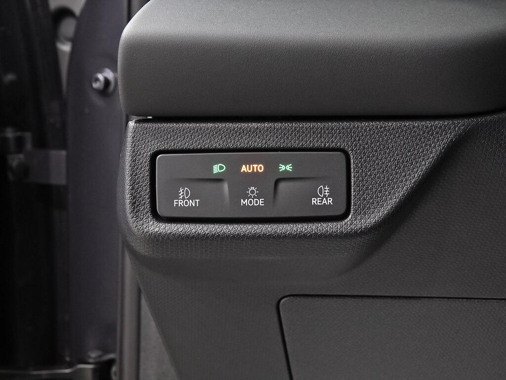 Cupra Terramar 1.5 TSI e-Hybrid 200kW (272 CV) VZ DSG 13