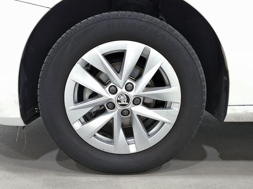 Skoda Fabia 1.0 TSI 70KW (95CV) Ambition 10