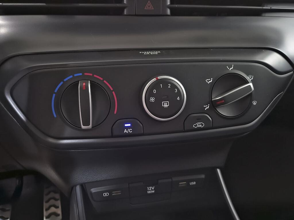 Hyundai Bayon 1.0 TGDI 74kW (100CV) 48V Maxx 24