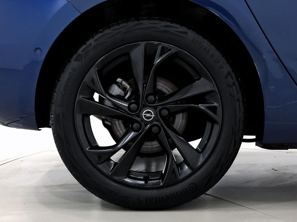 Opel Astra 1.2T SHR 107kW (145CV) Ultimate 11