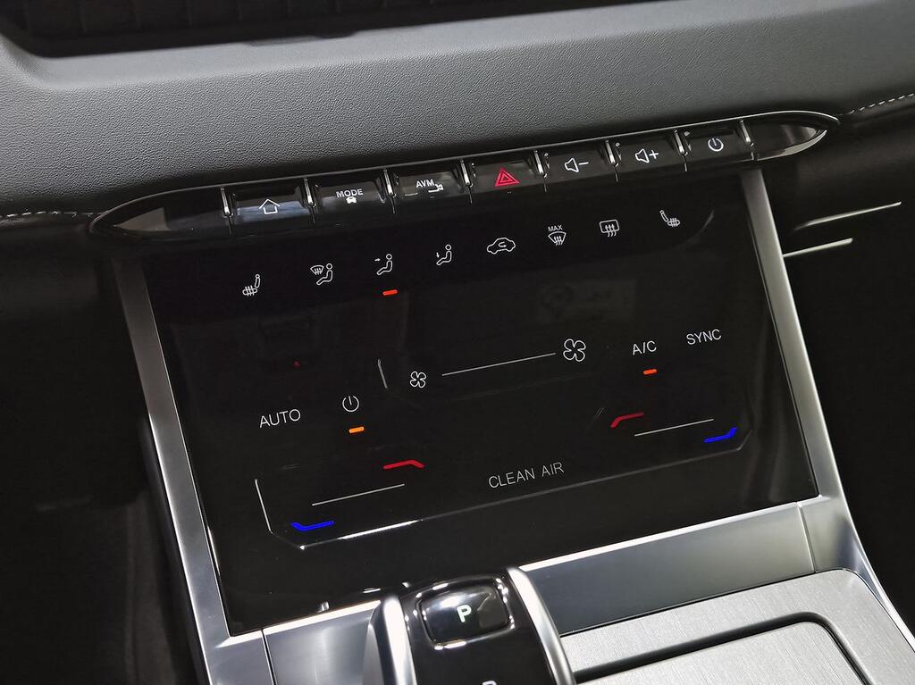 Ebro S400 1.5 DHE HEV Excellence CVT 32