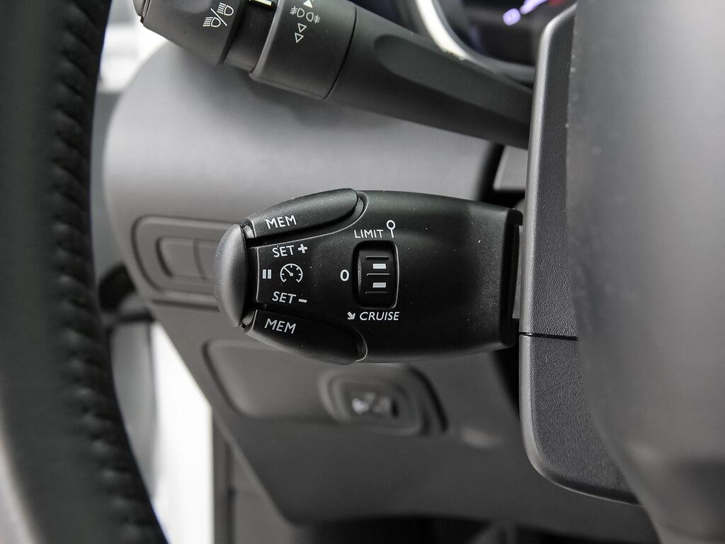 Citroën C3 Aircross PureTech 81kW (110CV) S&S Rip Curl 17