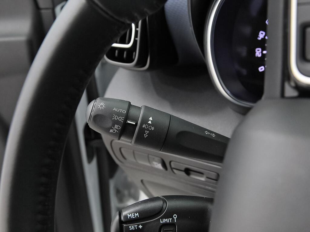 Citroën C3 Aircross PureTech 81kW (110CV) S&S Rip Curl 16