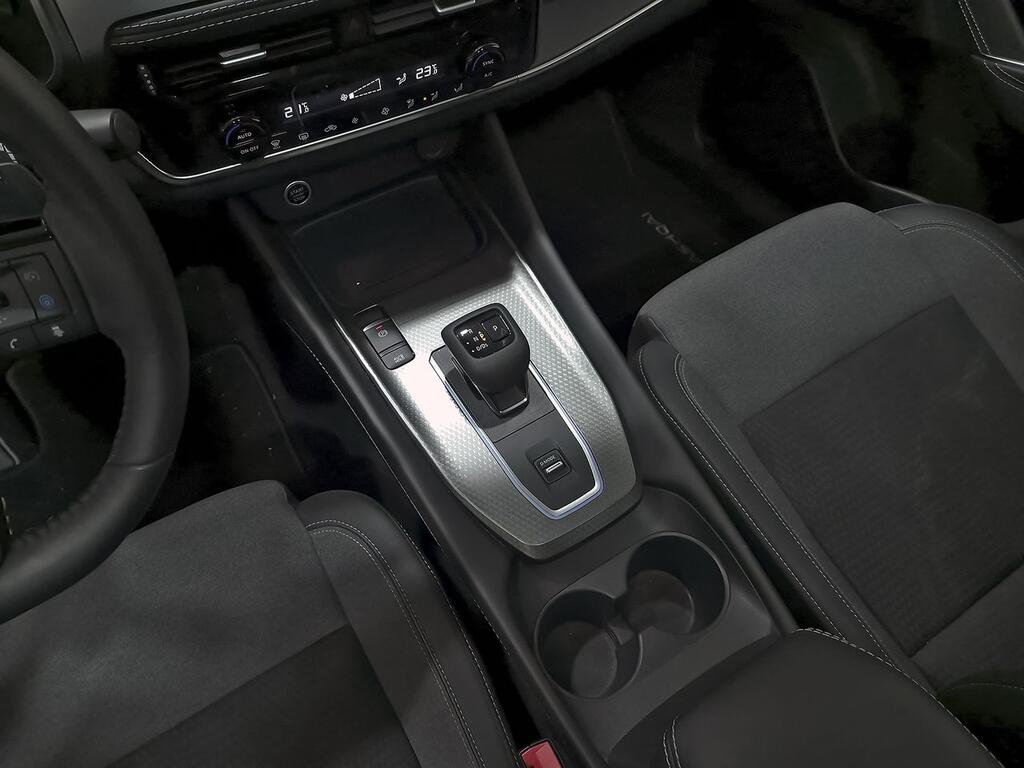 Nissan Qashqai DIG-T 116kW CVT N-Connecta 26