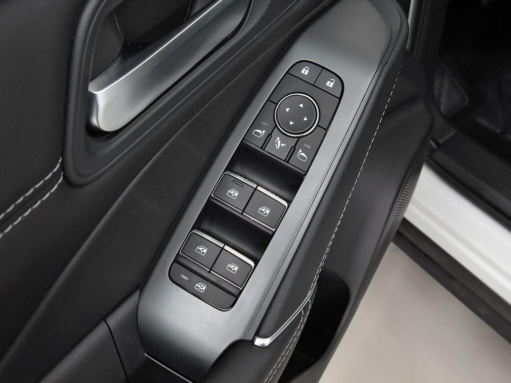 Nissan Qashqai DIG-T 103kW N-Connecta 10