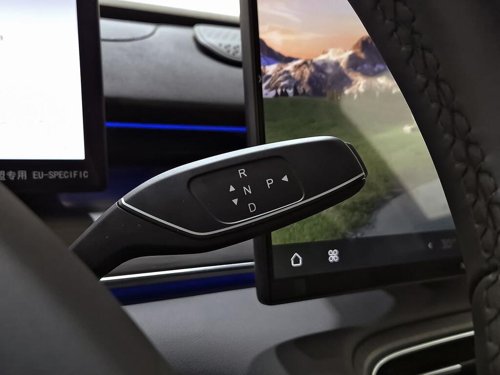 Ebro S800 1.5 TGDI PHEV Premium E-CVT 18