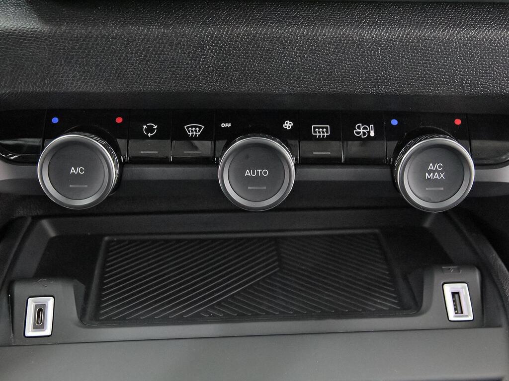 Citroën C4 X PureTech 130 S&S EAT8 Plus 32