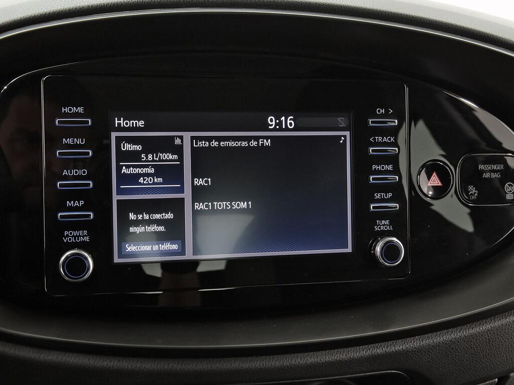 Toyota Aygo X Cross 1.0 VVT-I 72CV Play 18