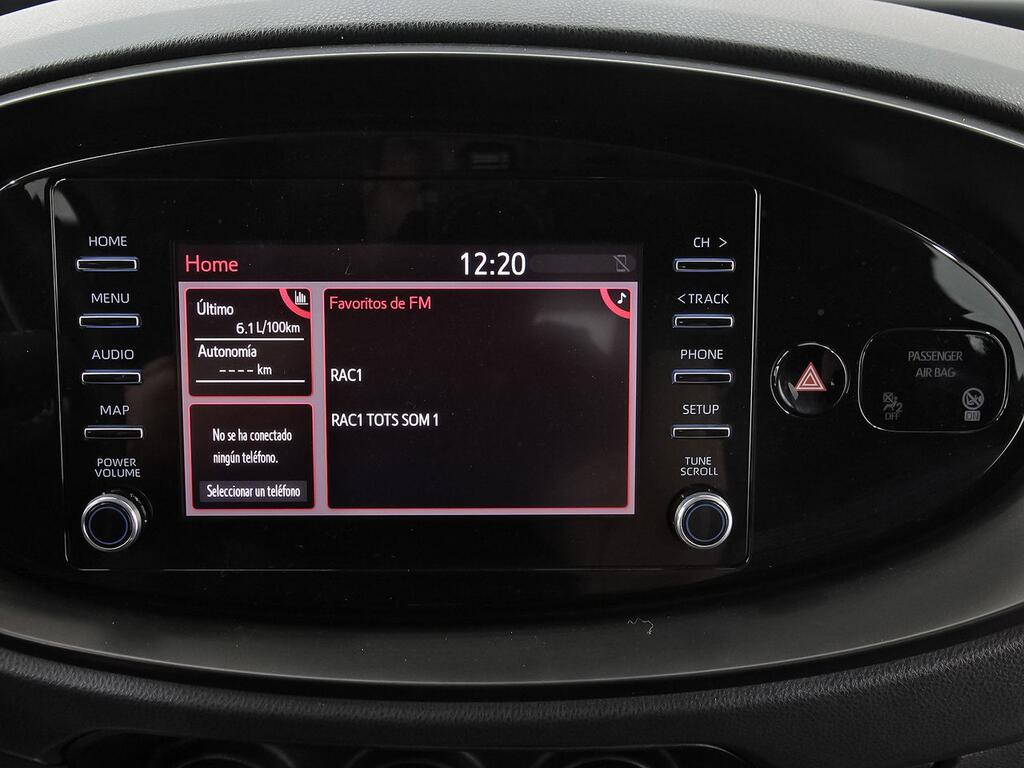 Toyota Aygo X Cross 1.0 VVT-I 72CV Play 20