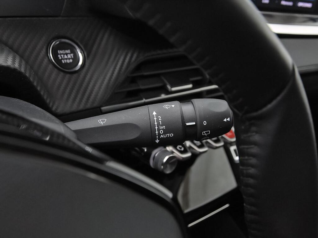 Peugeot 2008 Allure Pack Puretech 130 S&S BVM6 17