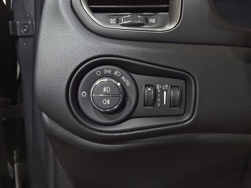 Jeep Renegade eHybrid Summit 1.5 MHEV 130hp Dct Fwd 13