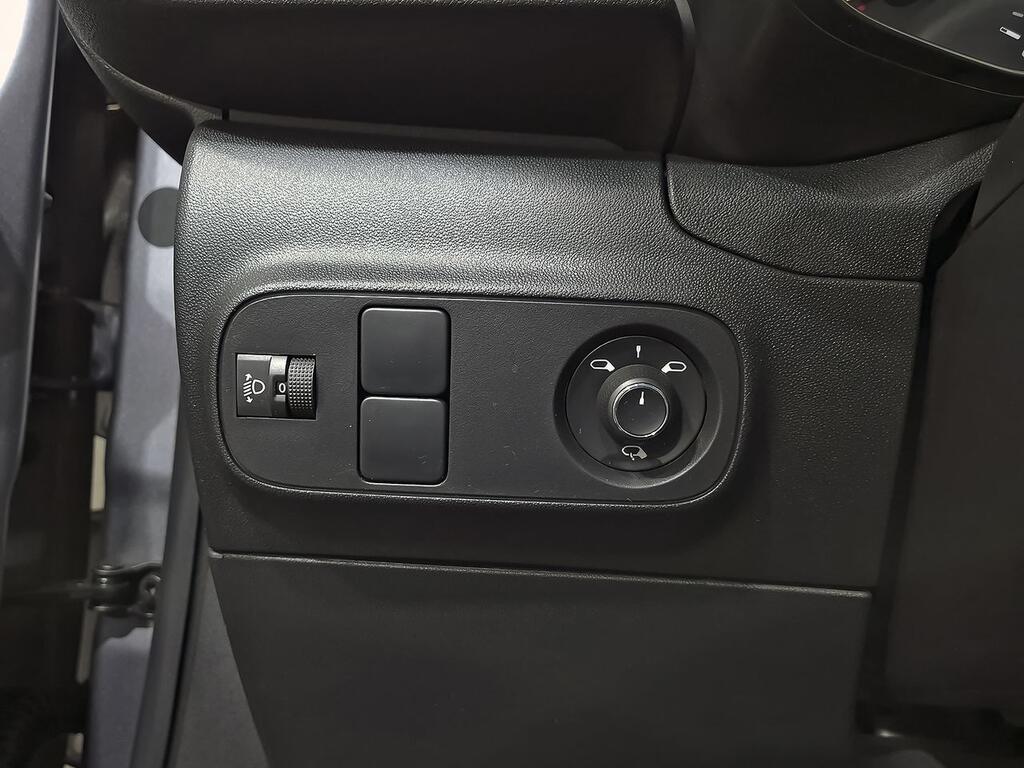 Citroën C3 PureTech 60KW (83CV) C-Series 13