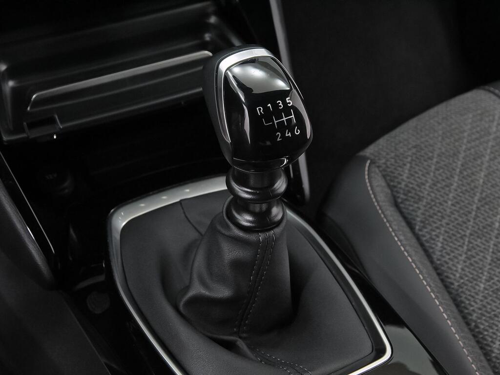Peugeot 2008 Allure Puretech 100 S&S 6 Vel. MAN 33