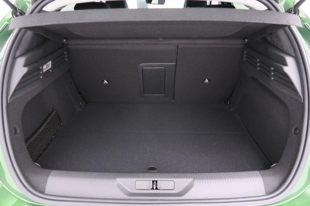 Peugeot 308 5P Allure Hybrid PHEV 180 e-EAT8 17