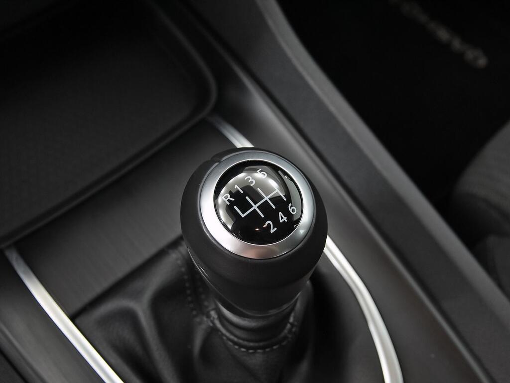 Nissan Qashqai DIG-T 103kW (140CV) mHEV 4x2 Acenta 22