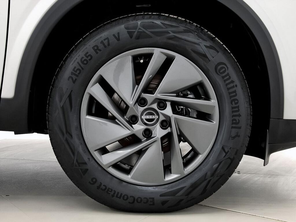 Nissan Qashqai DIG-T 103kW (140CV) mHEV 4x2 Acenta 10