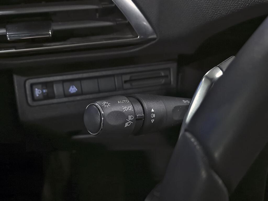 Peugeot 5008 1.2 PureTech 96KW S&S Allure Pack EAT8 17