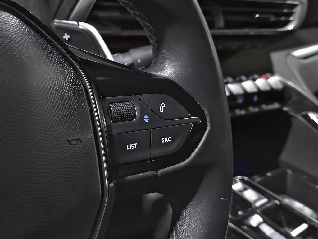 Peugeot 5008 1.2 PureTech 96KW S&S Allure Pack EAT8 21