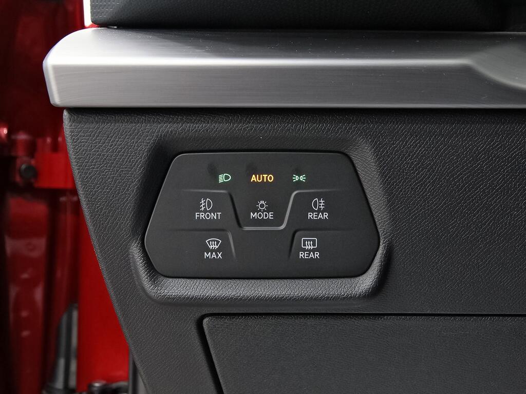 Seat Leon SP 1.5 eTSI 110kW DSG S&S FR 11