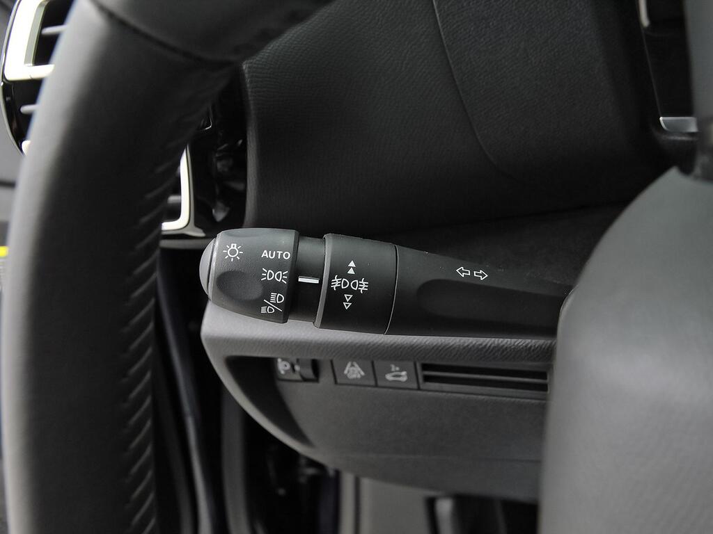 Citroën C4 X BlueHDi 130 S&S EAT8 Plus 15