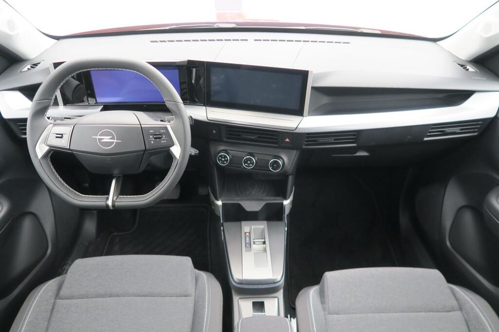 Opel Frontera 1.2T XHT Hybrid eDCT6 107kW Edition 13