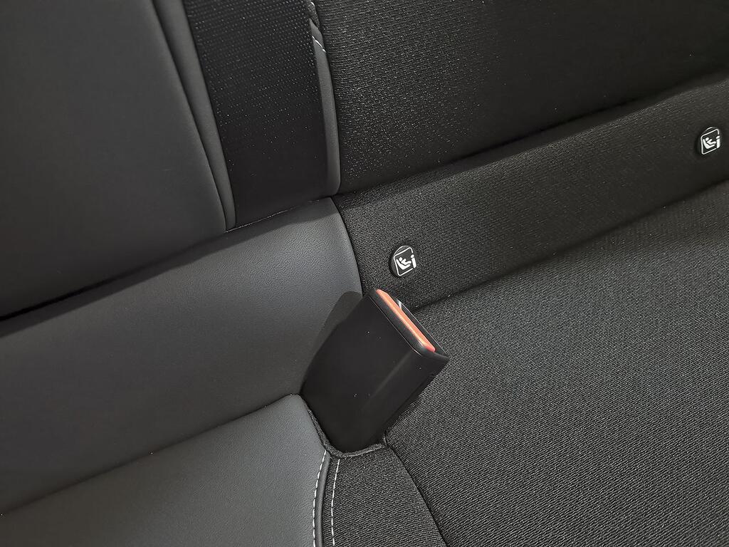 Jeep Avenger BEV 115kW (156CV) Summit 34