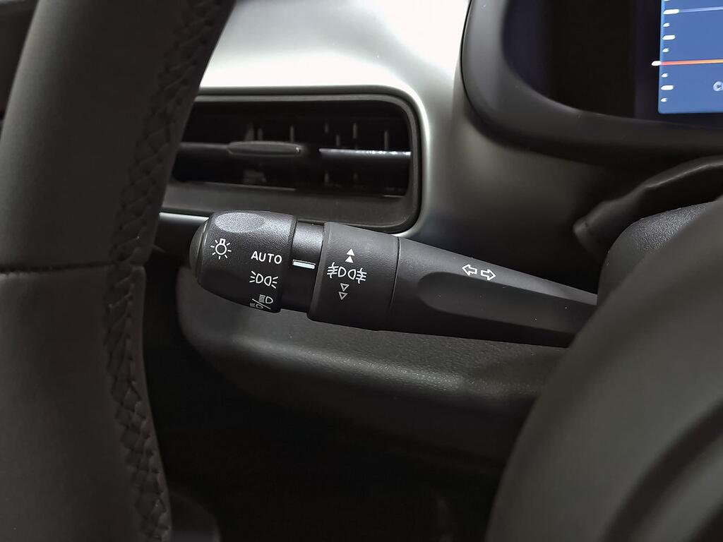 Jeep Avenger BEV 115kW (156CV) Summit 15