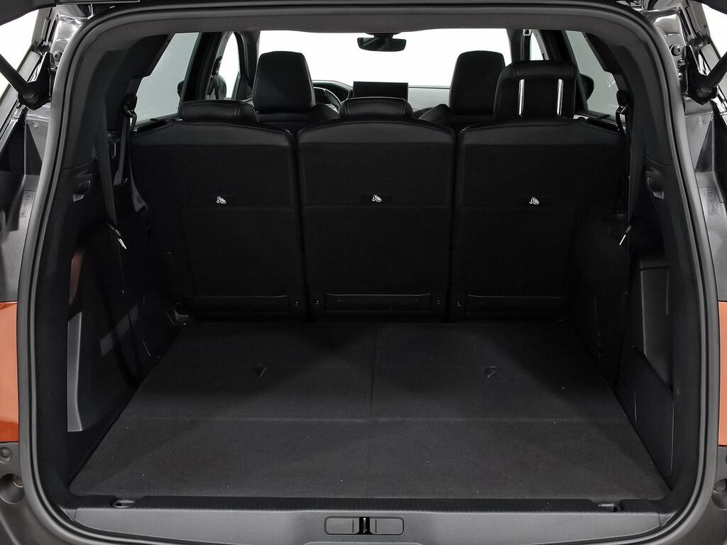 Peugeot 5008 1.5 BlueHDi 96kW S&S GT EAT8 11