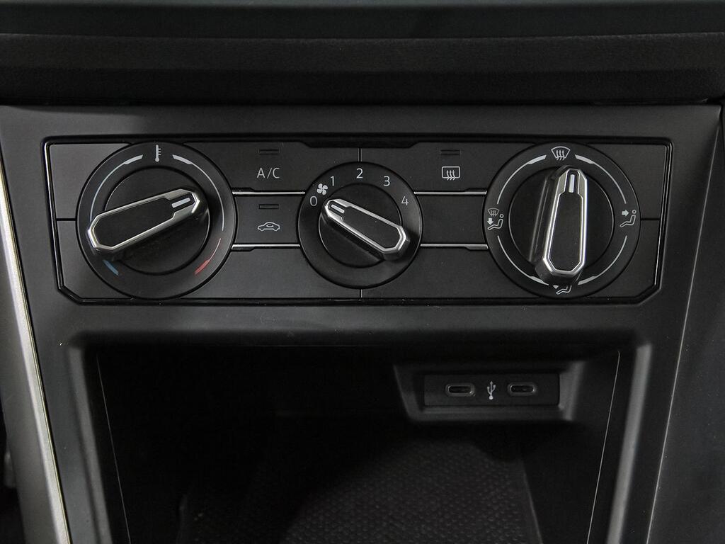 Volkswagen Polo Advance 1.0 TSI 70kW (95CV) 25