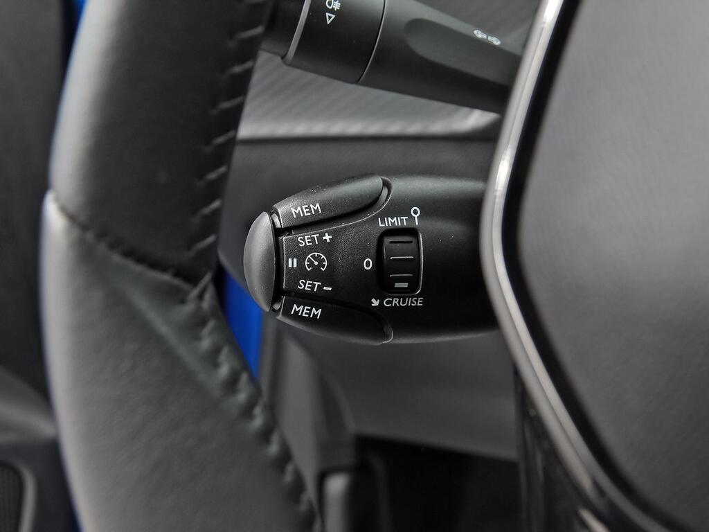 Peugeot 208 Active Puretech 100 17