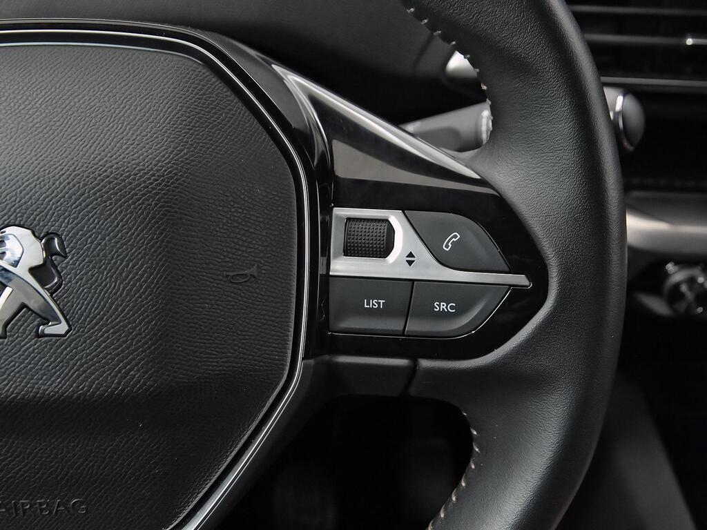 Peugeot 3008 1.2 PureTech 96KW S&S Allure Pack 20