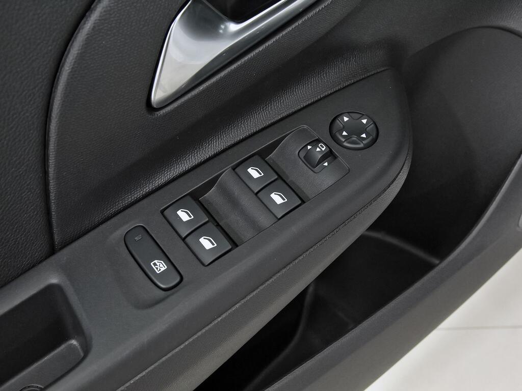 Opel Corsa 1.2T XHL 74kW (100CV) GS 13