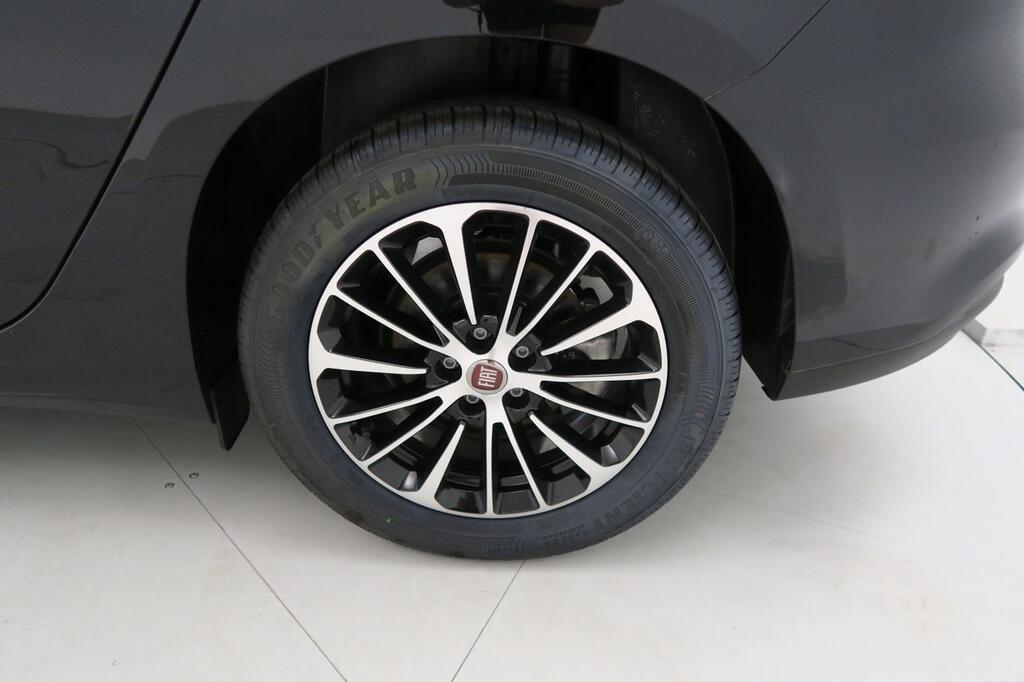 Fiat Tipo HB Diesel 1.6 97kW (130CV) manual 22