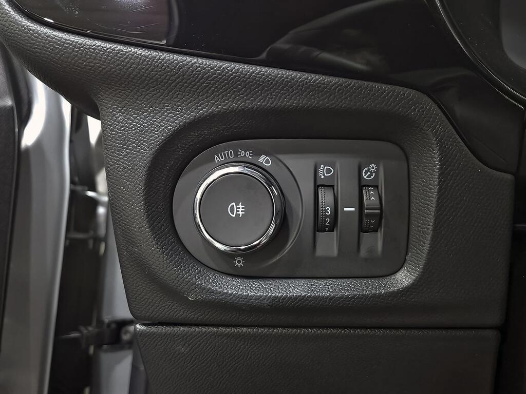 Opel Corsa 1.2T XHL 74kW (100CV) GS 13