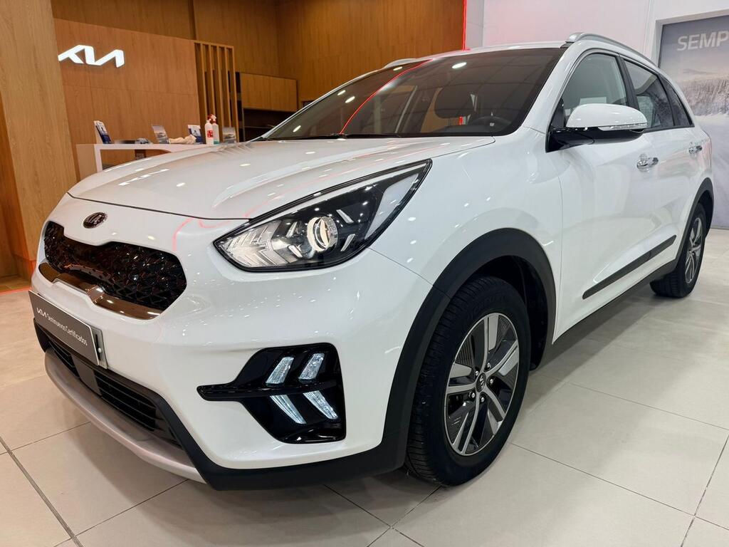 Kia Niro 1.6 GDi HEV 104kW (141CV) Drive 3