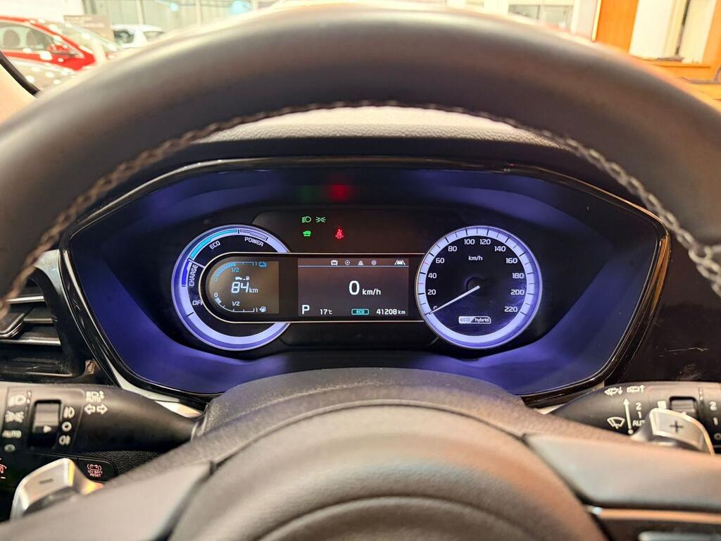 Kia Niro 1.6 GDi HEV 104kW (141CV) Drive 11