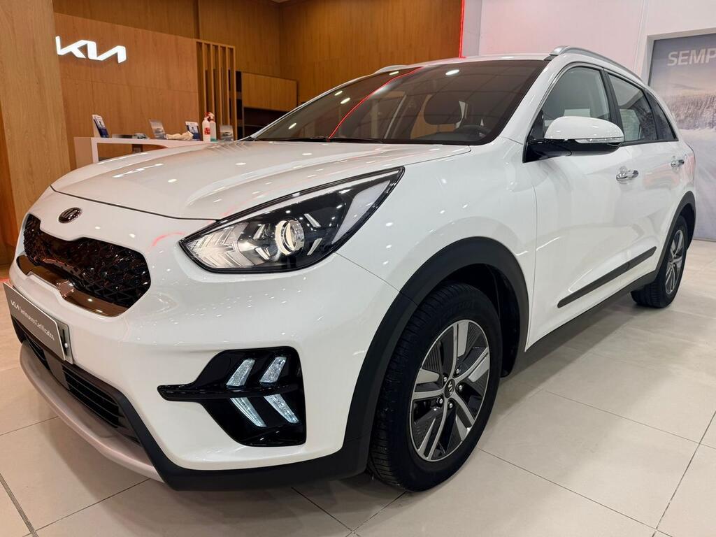 Kia Niro 1.6 GDi HEV 104kW (141CV) Drive 4