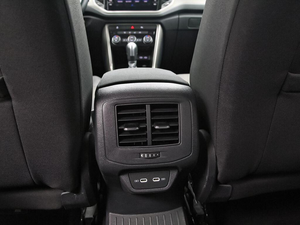 Volkswagen T-Roc Advance R-Line 2.0 TDI 110kW (150CV) DSG 27