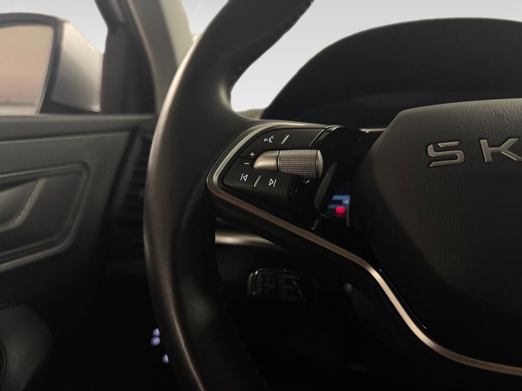 Skoda Karoq 1.5 TSI 110kW (150CV) DSG ACT Selection 9