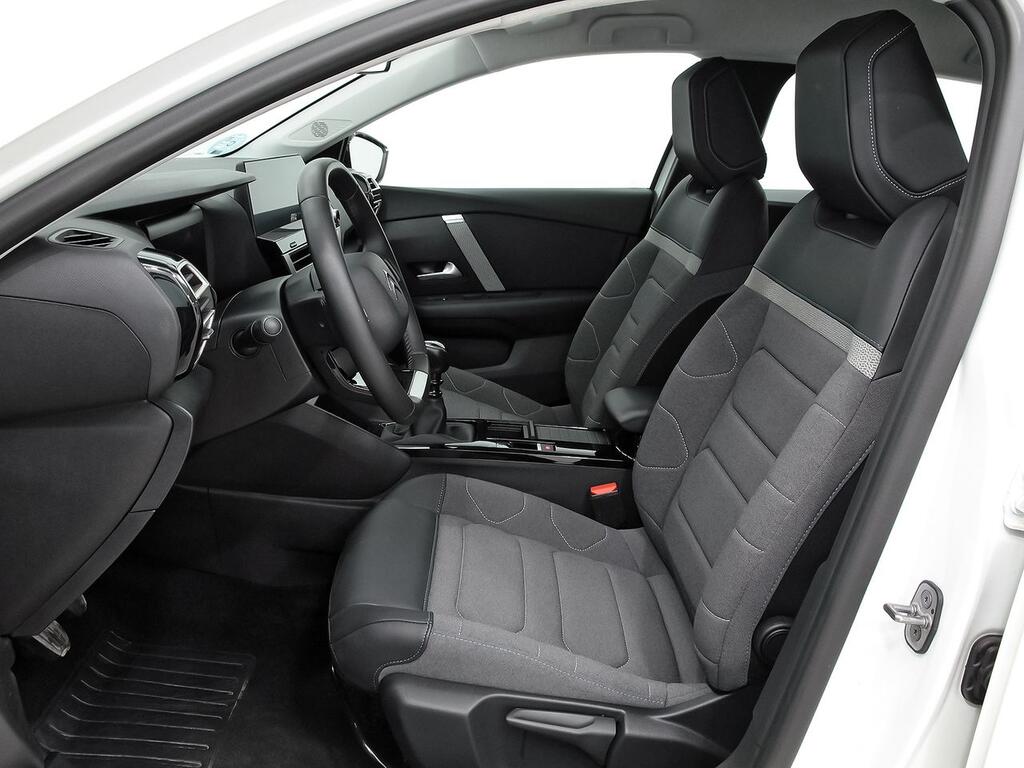 Citroën C4 PureTech 130 S&S 6v Plus 8