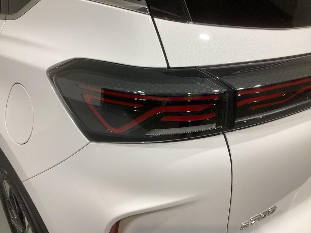 Ebro S700 1.6 TGDI Luxury 7 DCT 12