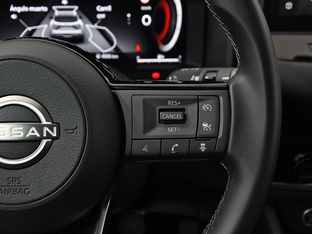 Nissan Qashqai DIG-T 103kW N-Connecta 16